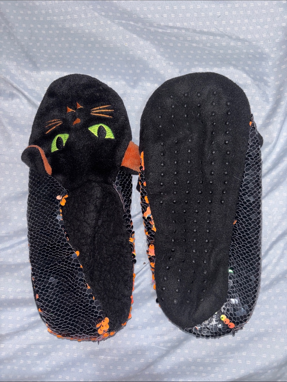 Cozy Black Cat Sequin Slip-On Cat Slippers
